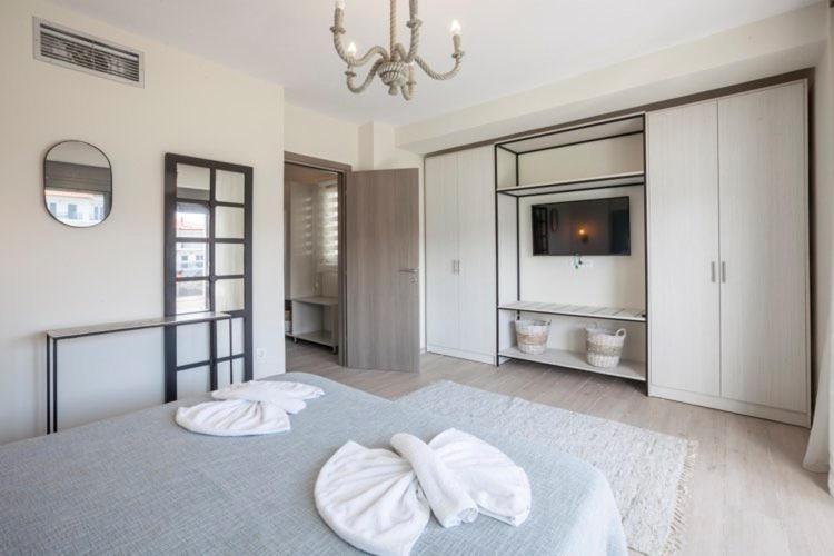 Hanioti Suite Maisonette In Front Of The Sea 외부 사진